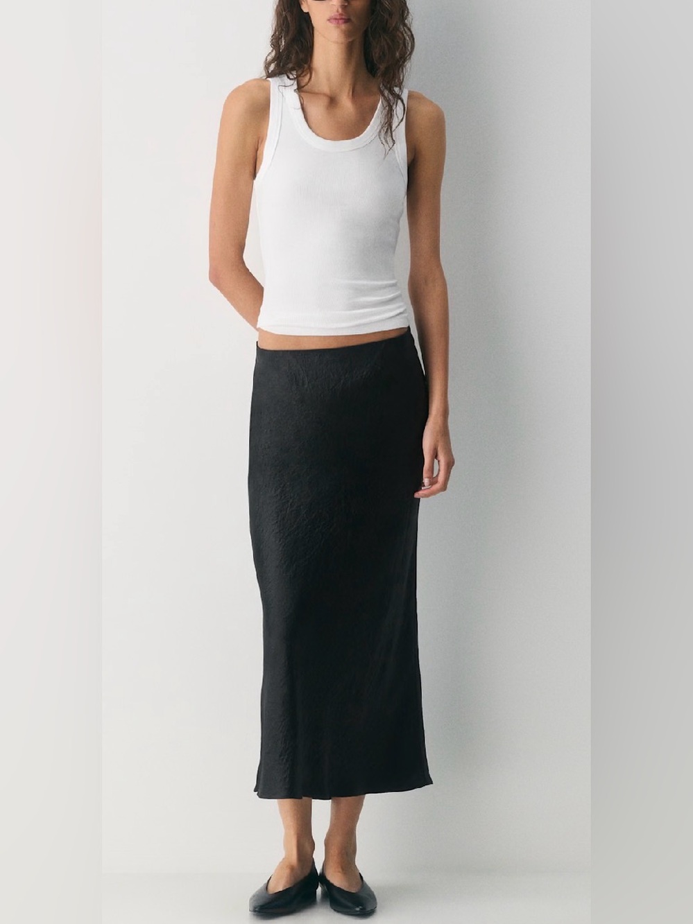 Aritzia Babaton Silk Satin Black Skirt